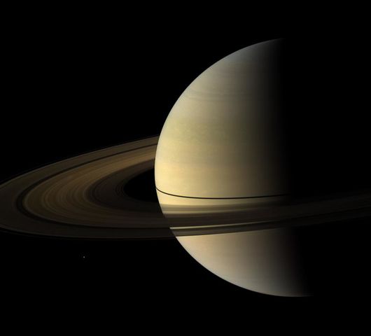 Файл:CassiniPhotographMimasSaturn.jpg